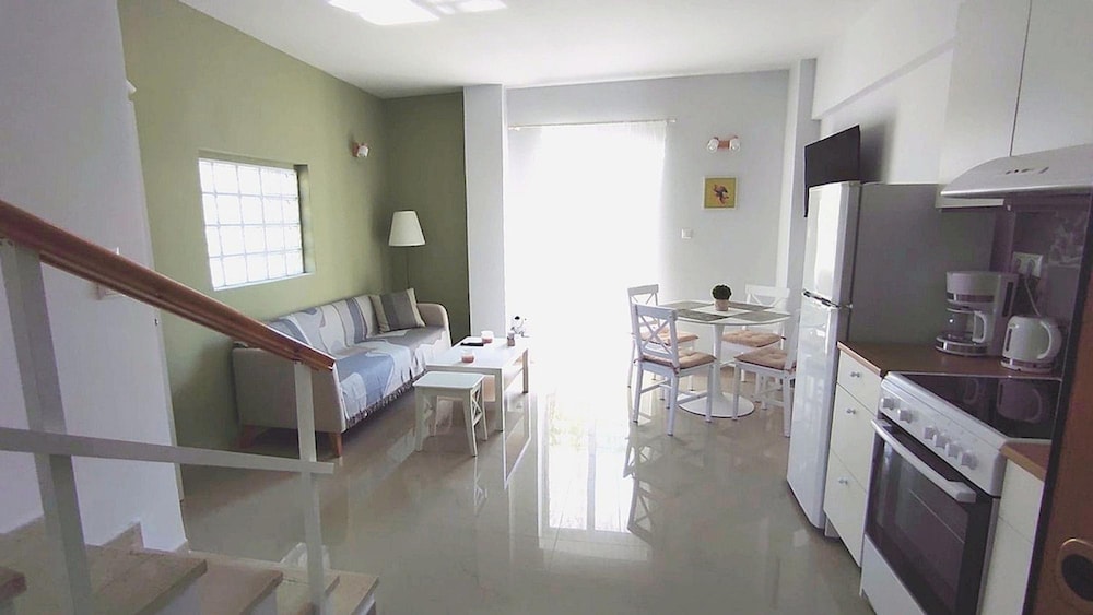 Apartment photo 1