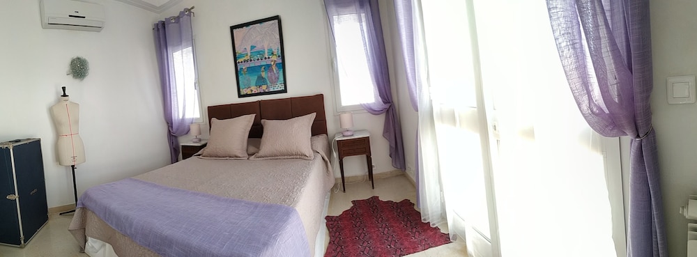 Signature Apartment, Sea View (Nagi) photo 3