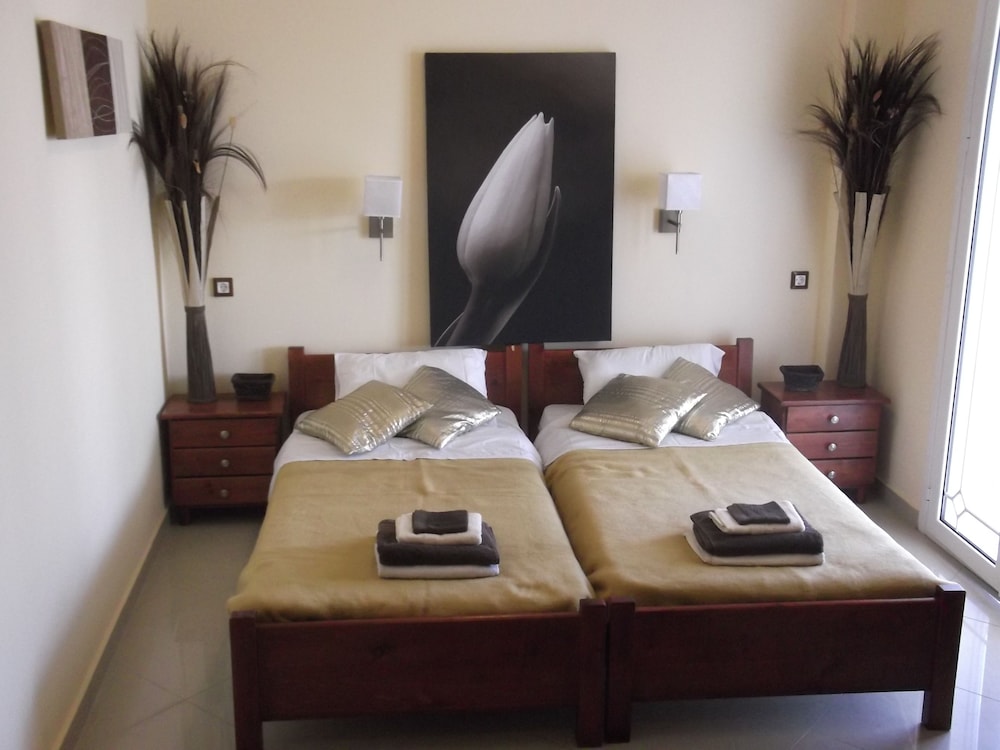 Economy Twin Room