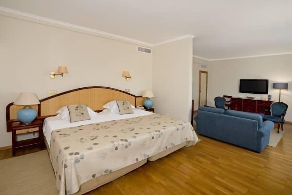 Gerbera Suite - Photo 1