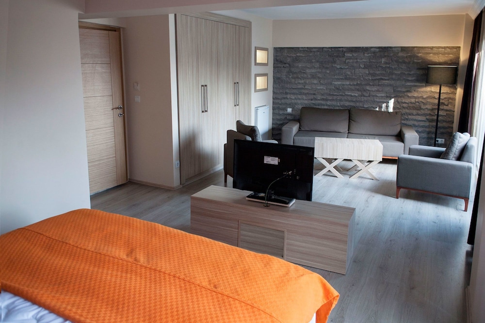 Suite photo 1