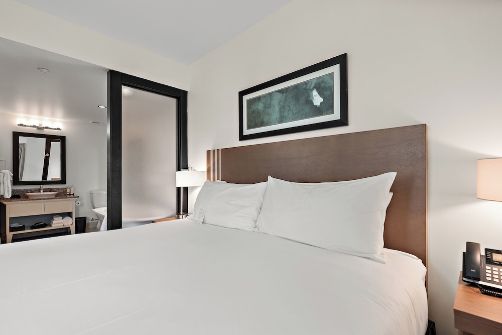 Deluxe Suite, 2 Bedrooms photo 3