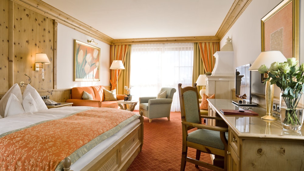 Junior Suite, Balcony photo 1