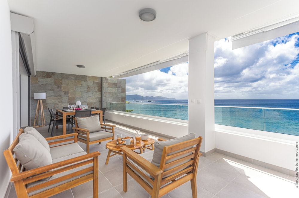 Superior Apartment, 3 Bedrooms, Beach View photo 1