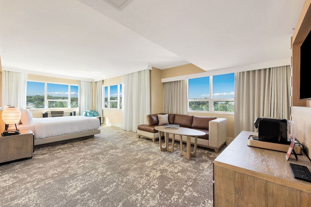 Bay View Suite King