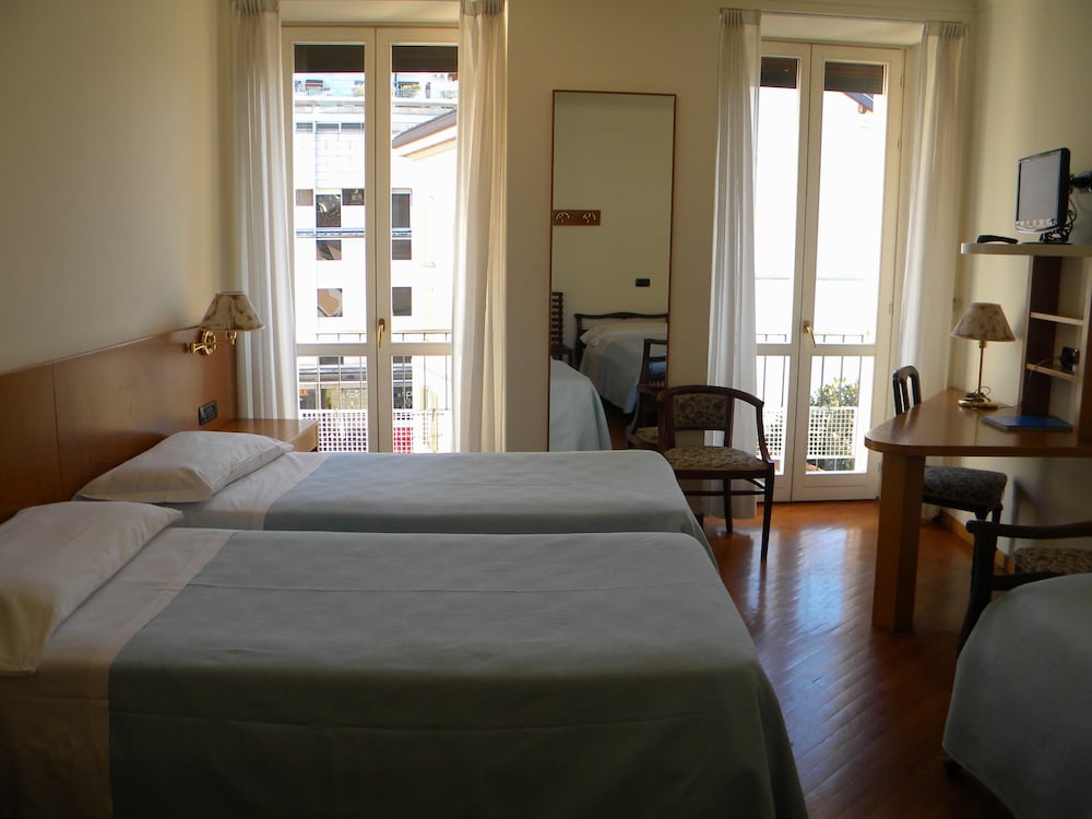Family Suite, Balcony - Photo 1