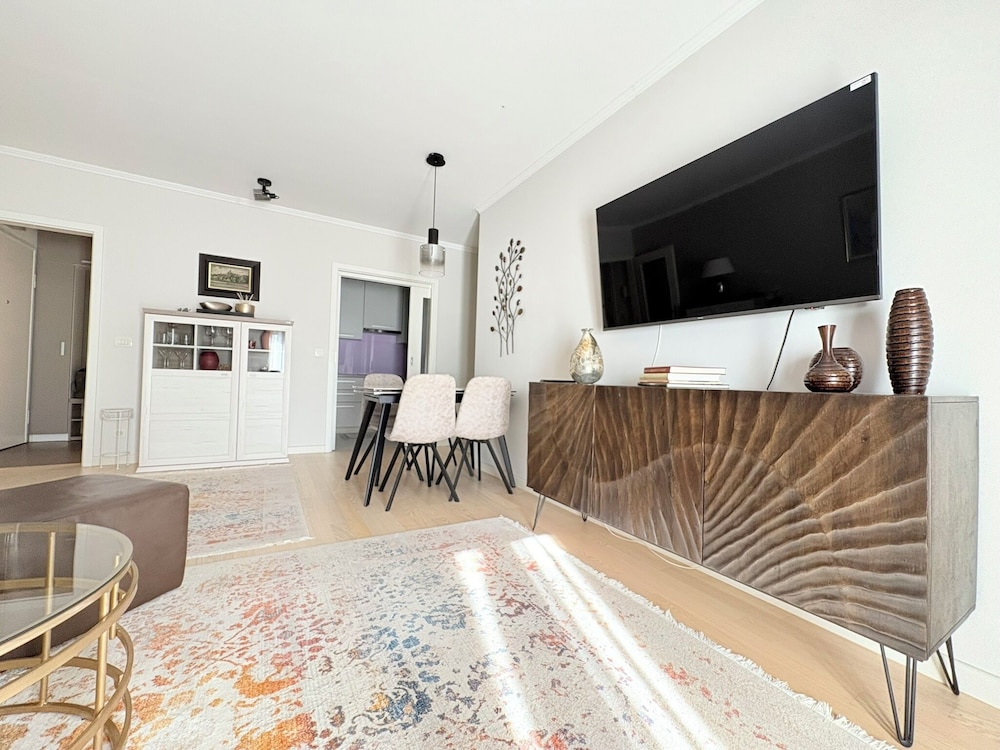 Deluxe Apartment, Balcony, City View