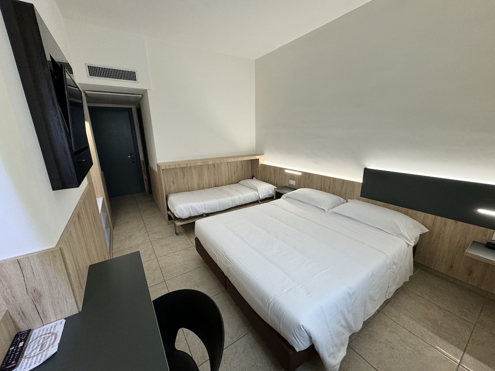 Comfort Triple Room - Photo 3