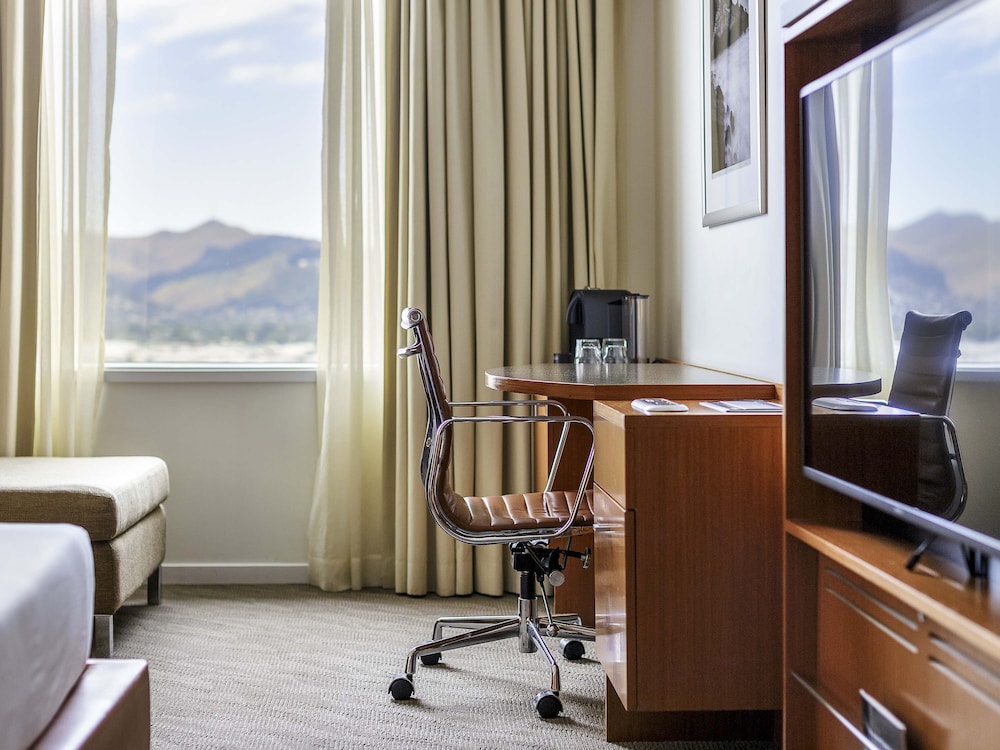Executive Double Room, 2 Double Beds - Photo 4