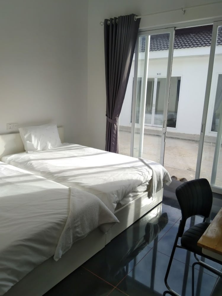 Standard Twin Room photo 1