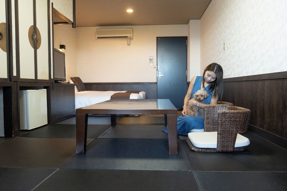 2nd Floor Twin Room with Hot Spring Open-Air Bath (In-room dining) Pet allowed photo 3
