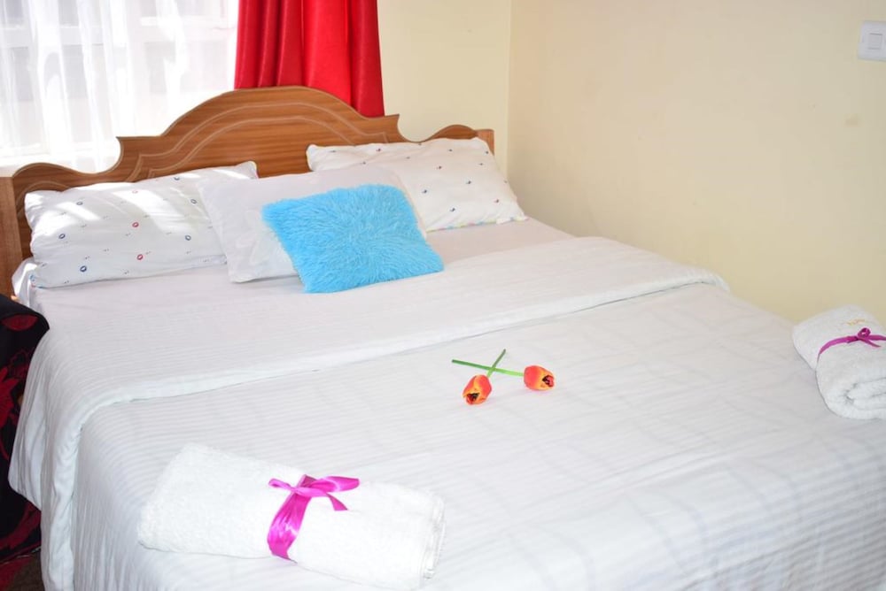 Standard Suite, 4 Bedrooms photo 2