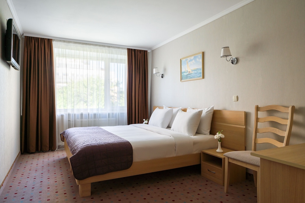 Standard Double or Twin Room photo 1