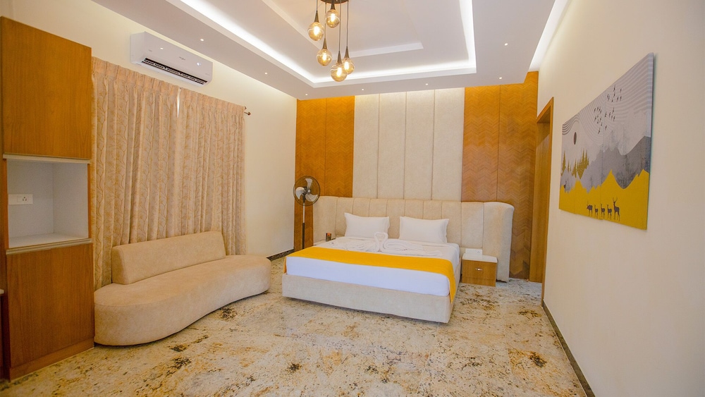 Comfort Studio Suite, Garden View