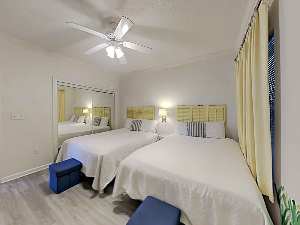 Condo, Multiple Beds, Balcony, Ocean View (#401 - No Pets)