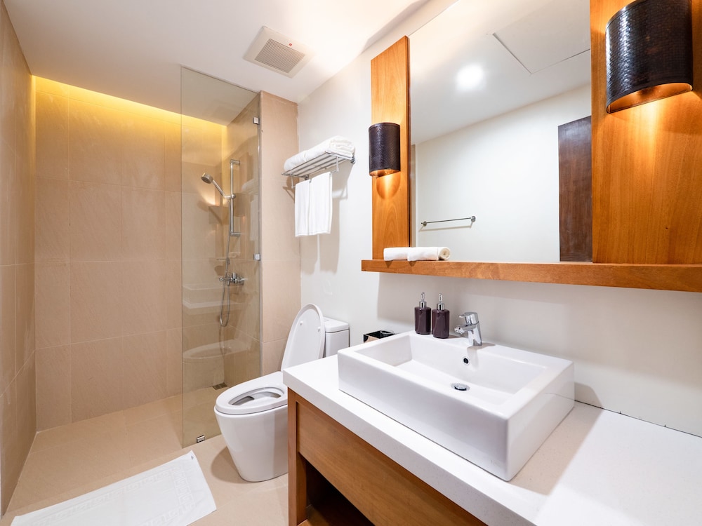 Deluxe Room Twin photo 3