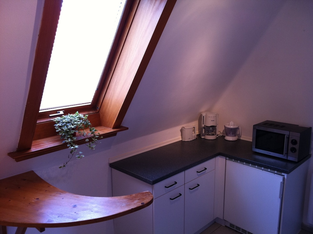 Apartment photo 2