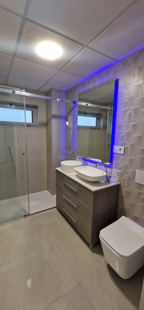 Deluxe Penthouse - Photo 9