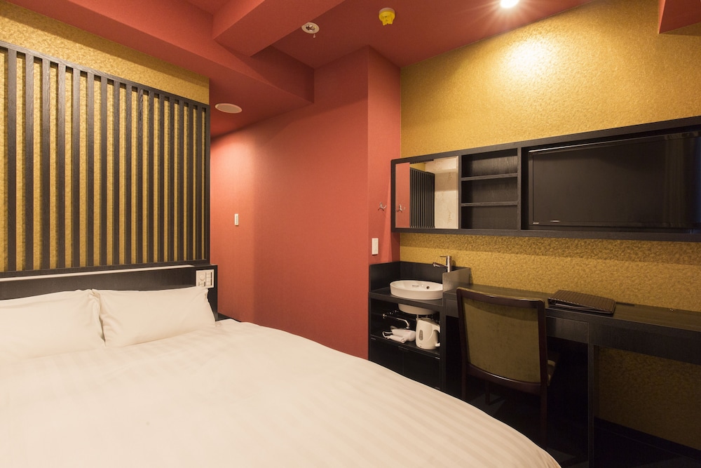 Adjoining Double Room (non-connecting), Non Smoking photo 2