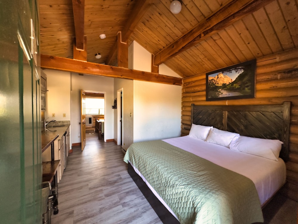 Deluxe Cabin