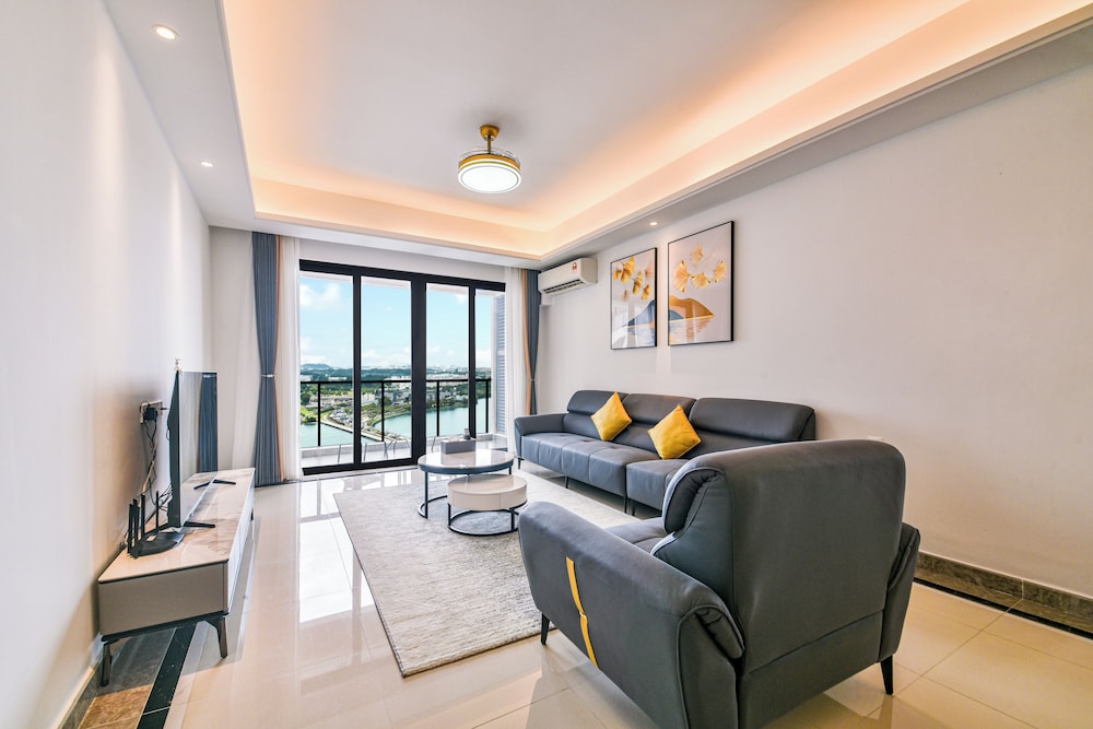 JB R&F Cove Seaview Bay 4BR Unit (Kitchen/Refrigerator/Washing Machine/Free Parking)