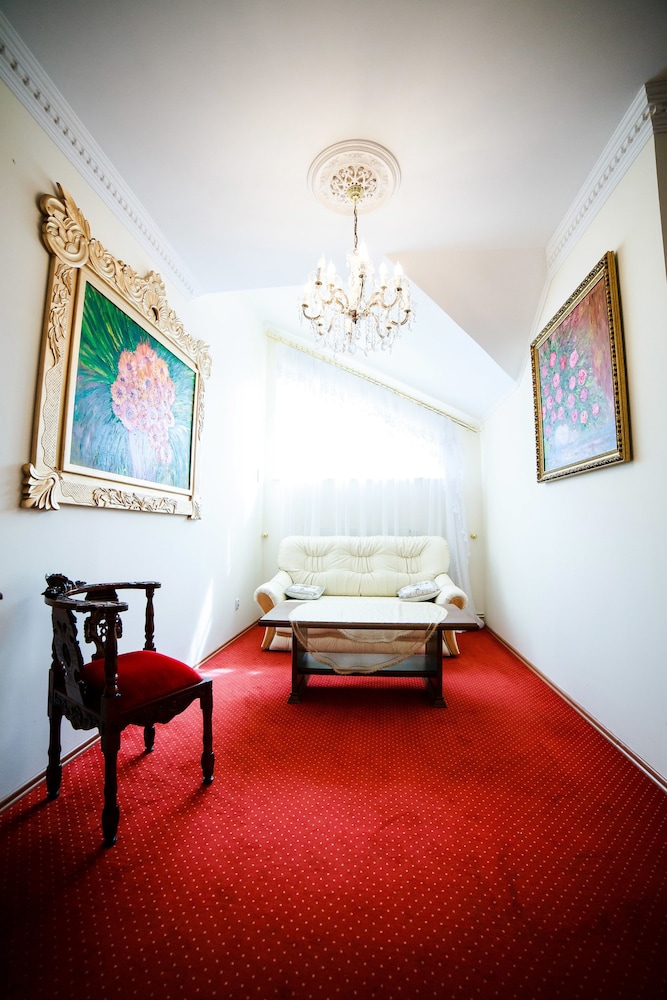 Quadruple Room (Number 206) photo 3