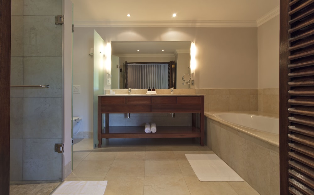 Signature Room, 1 Bedroom, Patio, Mountain View