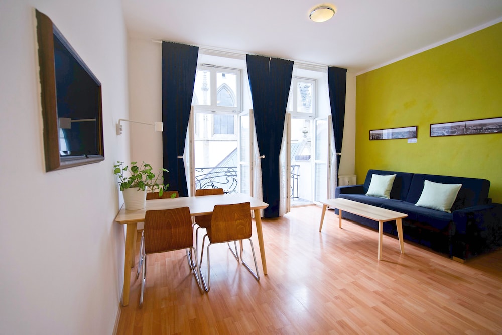 Apartment, 1 Bedroom, Balcony, City View photo 1