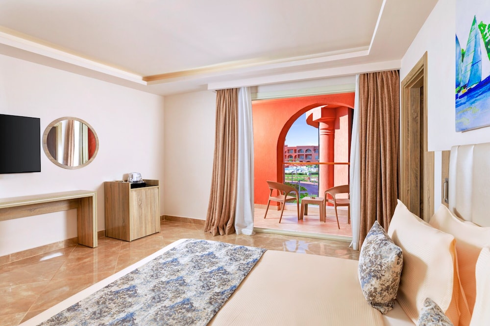 Deluxe Double or Twin Room, Garden View - Photo 2