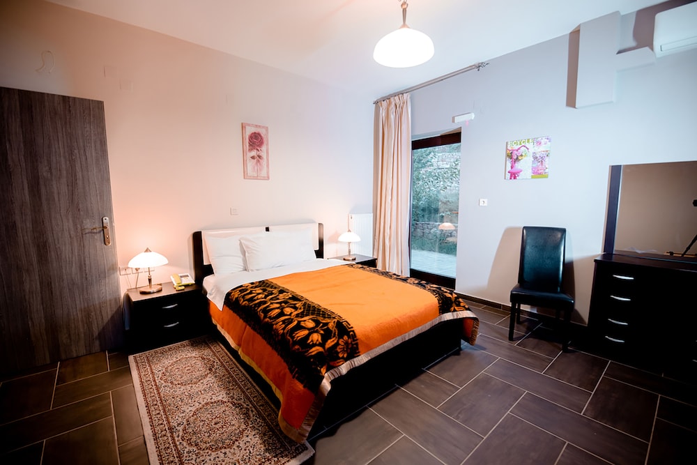 Triple Room, Mountain View