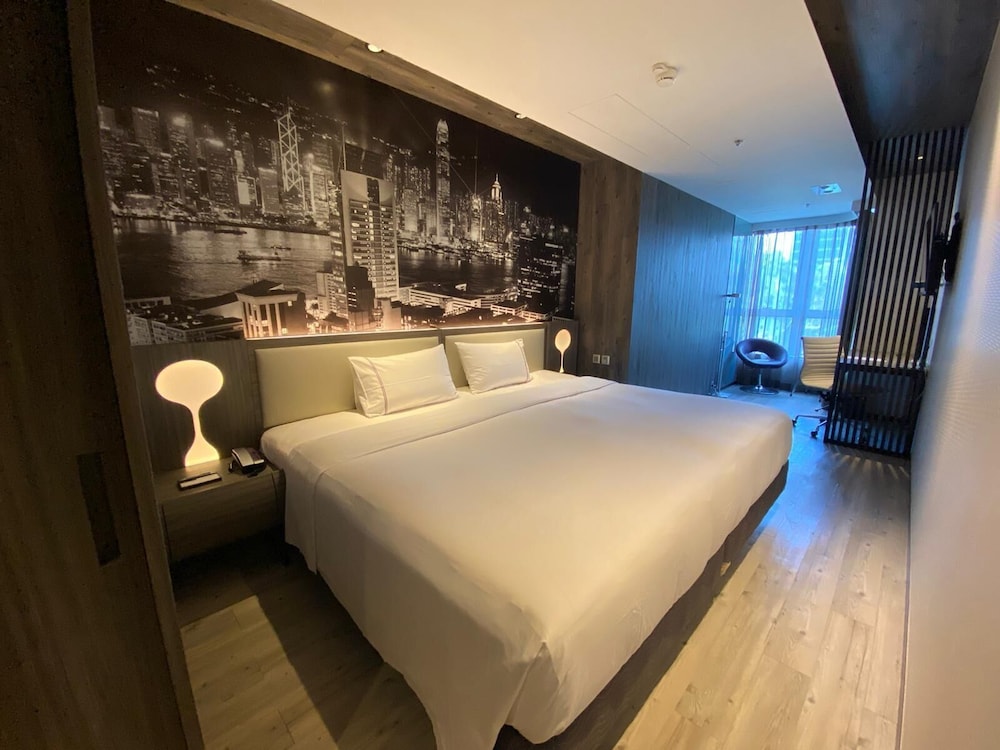 Honeymoon Room, 1 King Bed