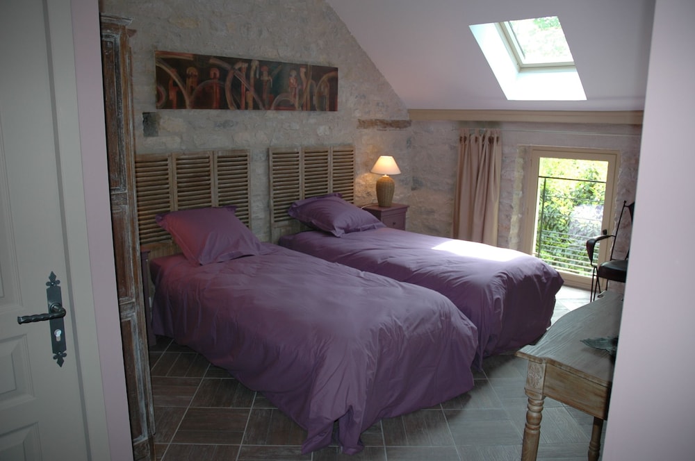 Twin Room (Prune) photo 1
