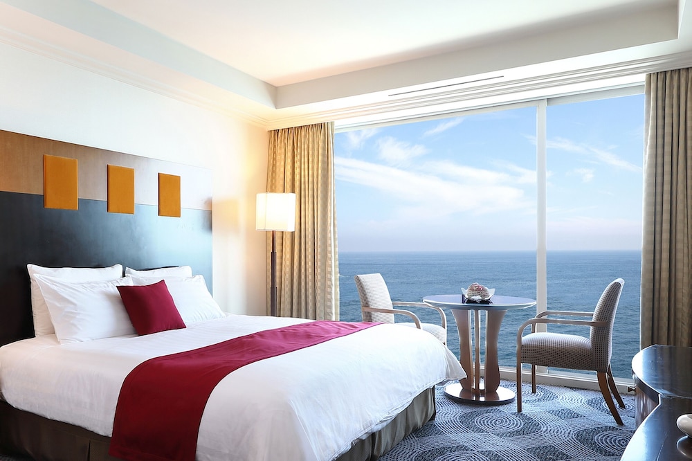 Standard Suite, Multiple Beds, Non Smoking