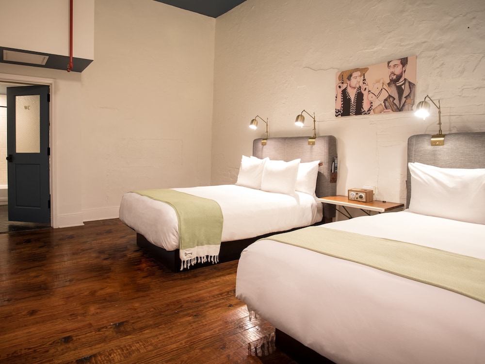 Standard Room, 2 Double Beds (Interior Two Doubles Beds) - Photo 1