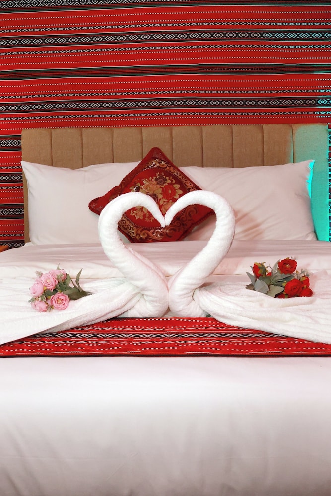 Luxury Tent, Balcony, Desert View photo 3