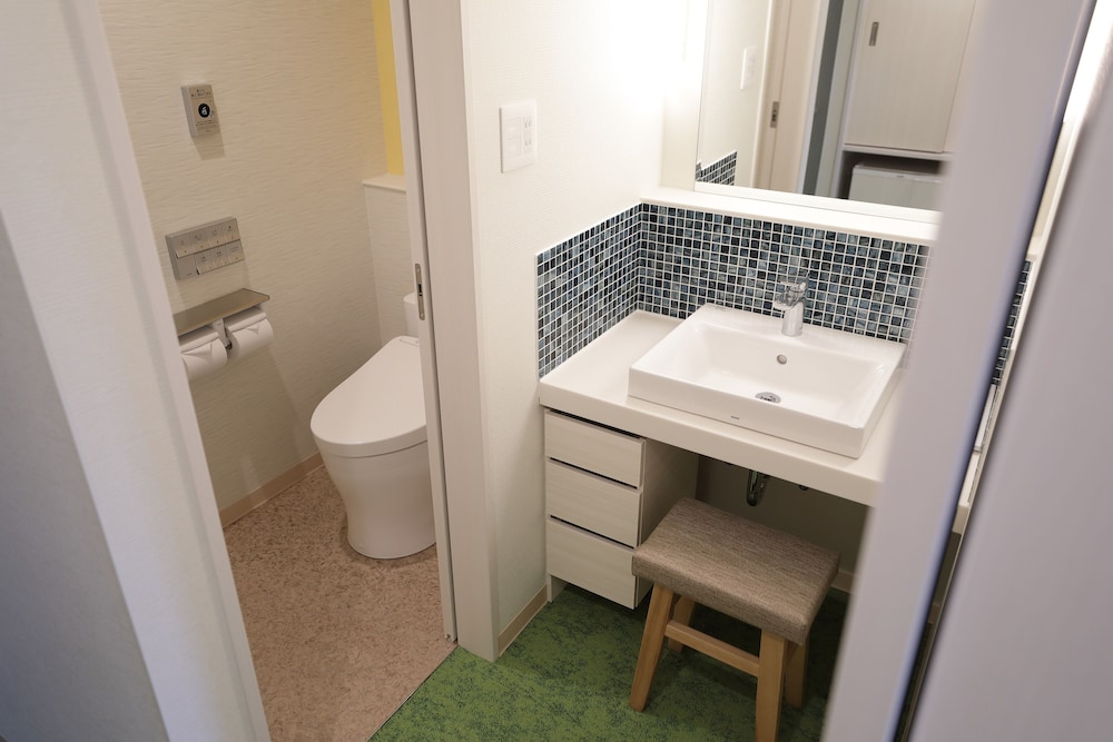 Superior Twin Room (Renewal), Ocean View, Main Building with Breakfast, Non-Smoking photo 2