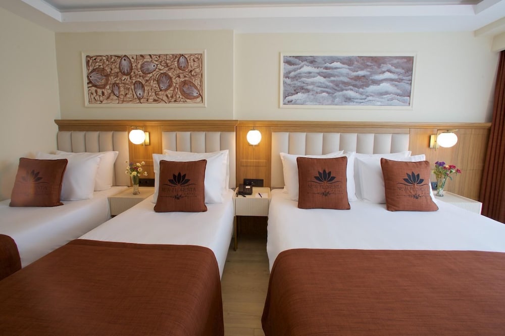Deluxe Quadruple Room, Multiple Beds photo 2