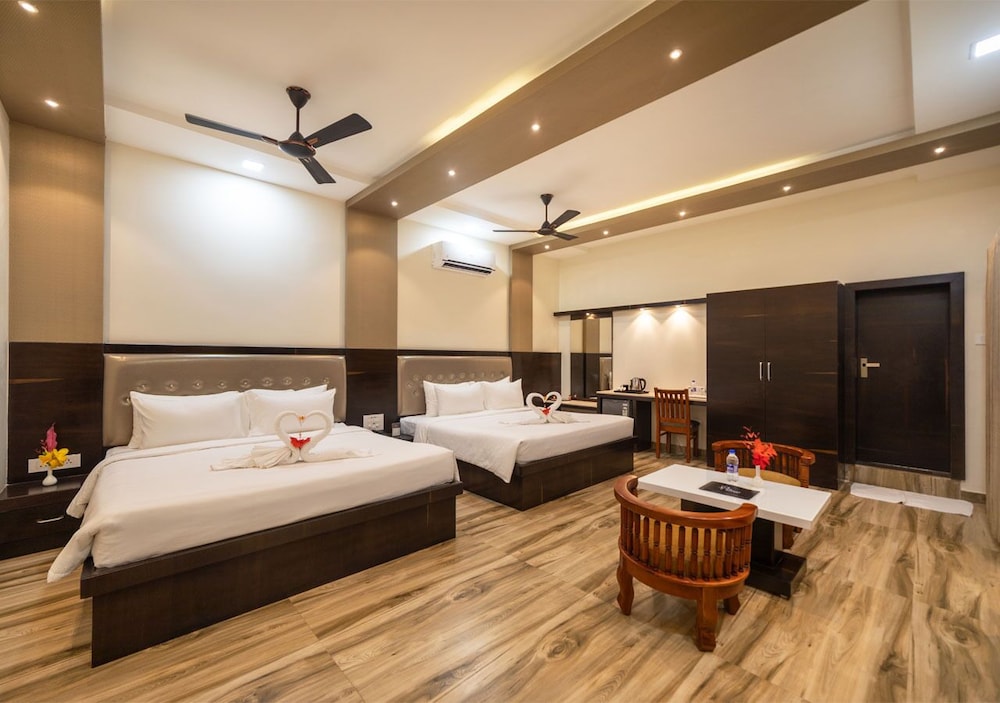 Luxury Suite (Corporate)