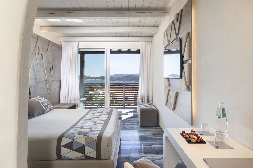 Deluxe Double Room, 1 Double Bed, Sea View, photo 6