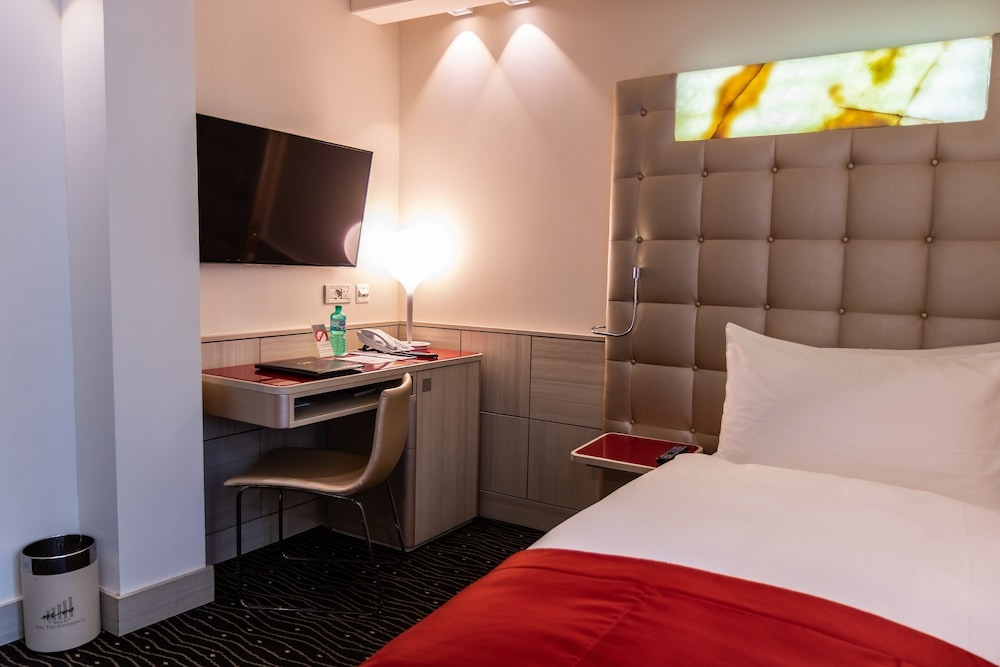 Standard Single Room thumbnail 5