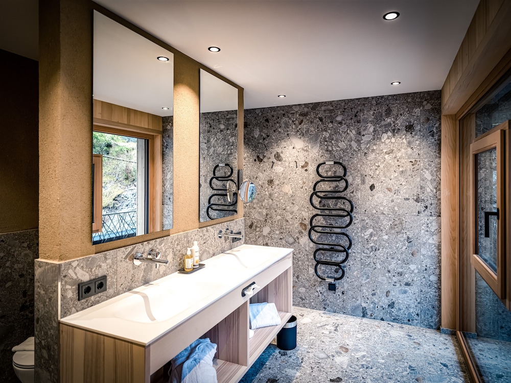 Deluxe Suite (Almerjur) photo 3