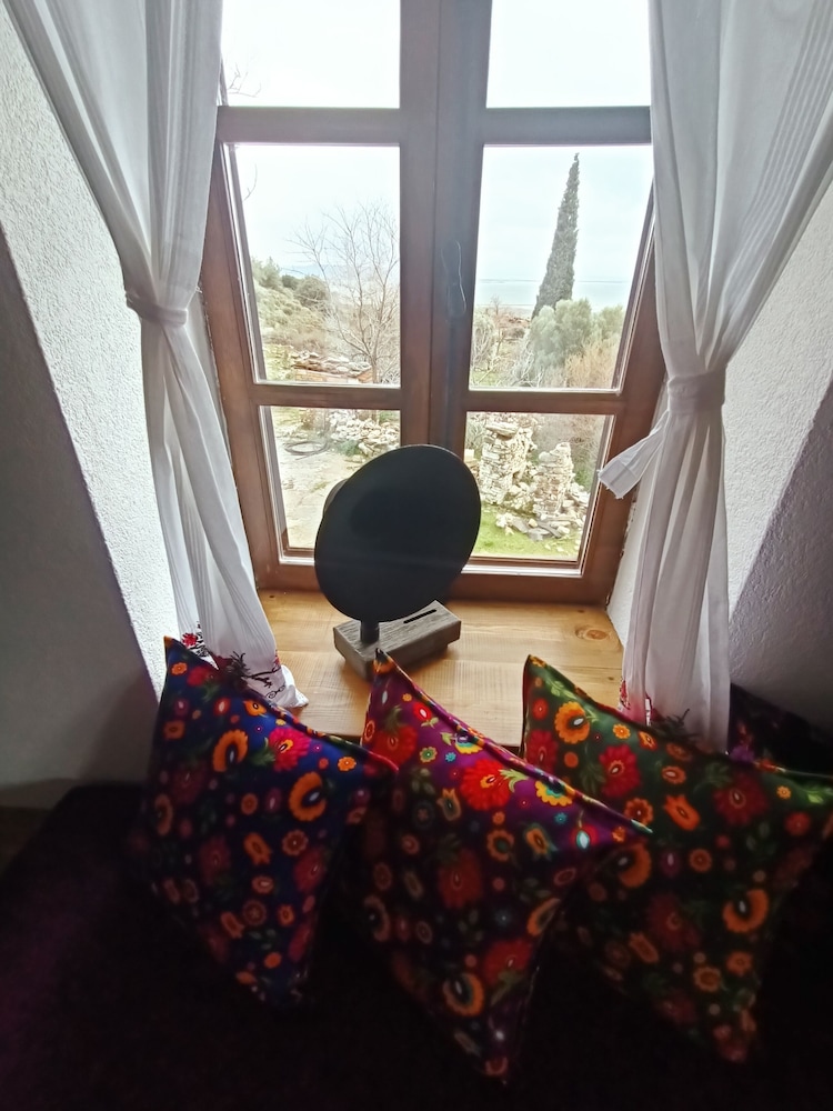 Design Triple Room, Sea View - Photo 11