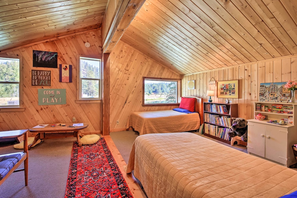House (4 Bedrooms) photo 2