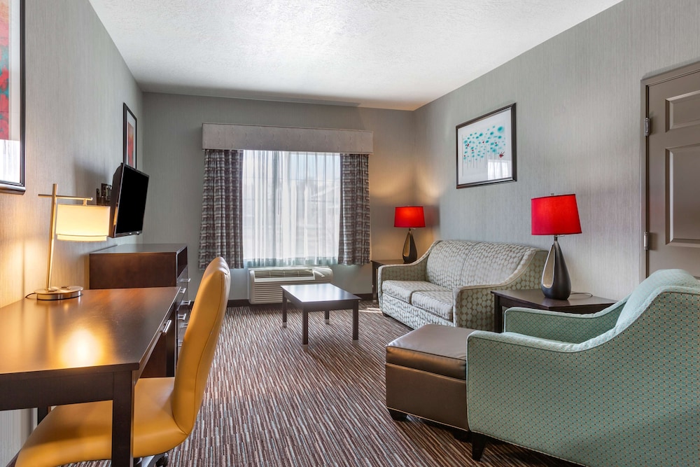 Suite, 2 Queen Beds, Non Smoking, Kitchen (Full Kitchen) photo 2