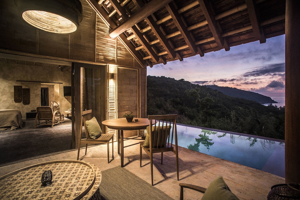 Hill Pool Villa One-Bedroom - Photo 5
