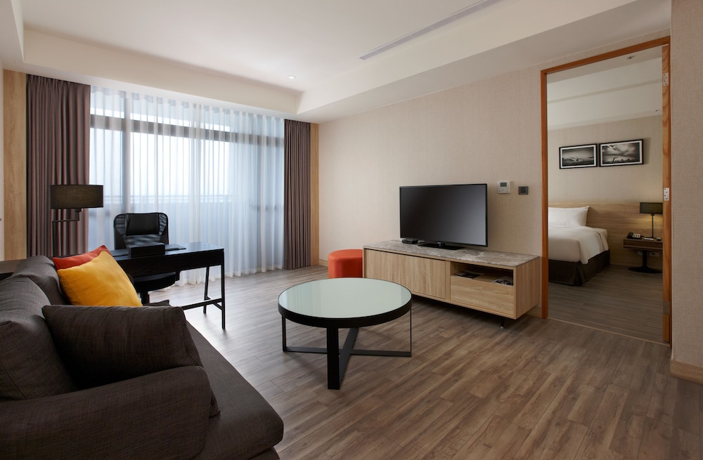 Executive Room, 1 King Bed photo 2