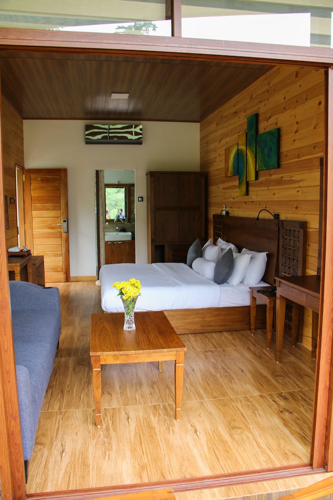 Super Deluxe Cottage photo 2