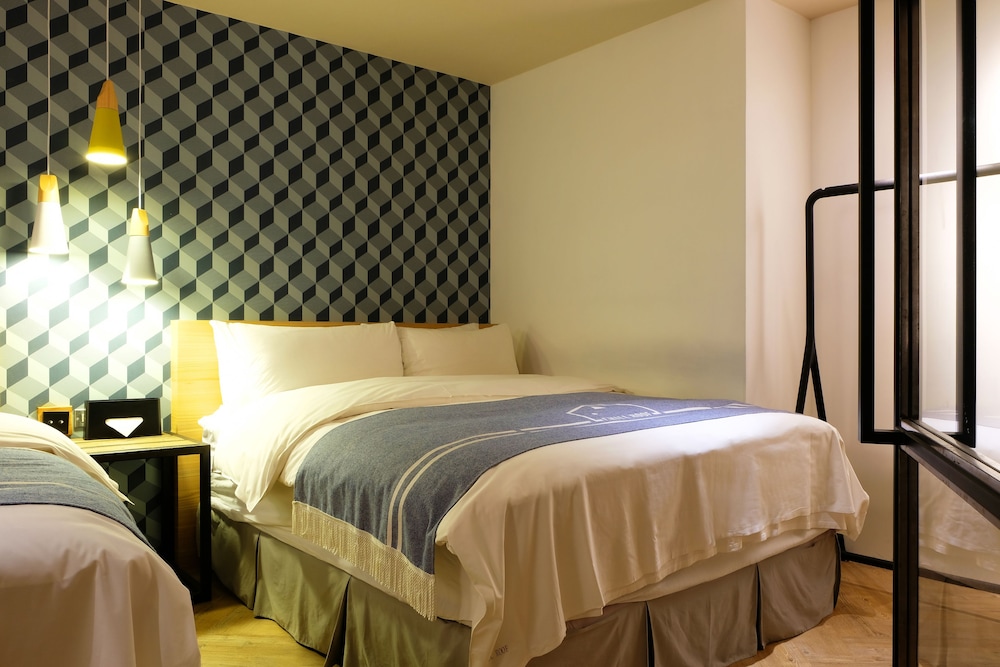 City Quadruple Room, 2 Double Beds photo 2