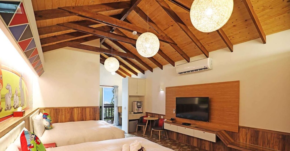 wooden house 2~4 people photo 3