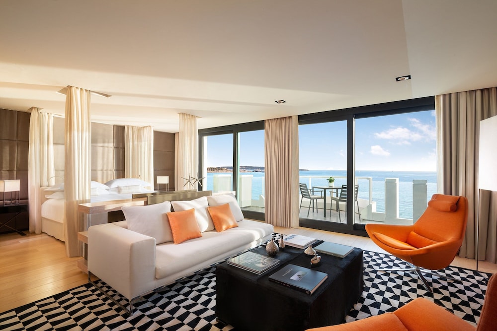 Presidential Suite, 2 Bedrooms (Balcony)